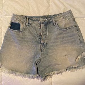 Good American Light Blue Jean Shorts